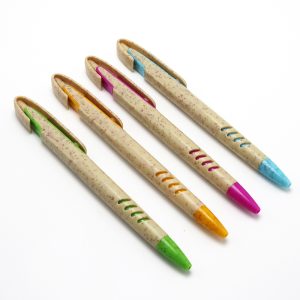 Wheat Straw Pen